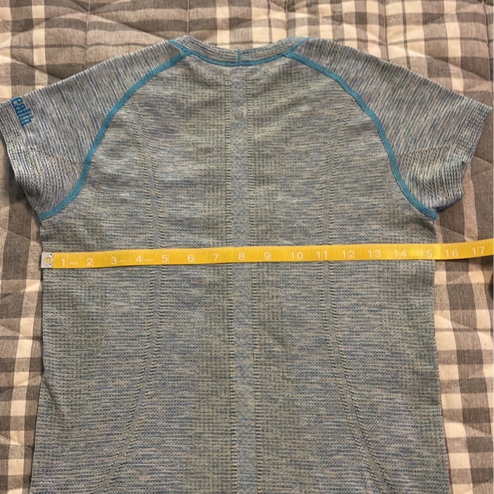 Lululemon Swiftly Tech Crew In Size 4 - image 7